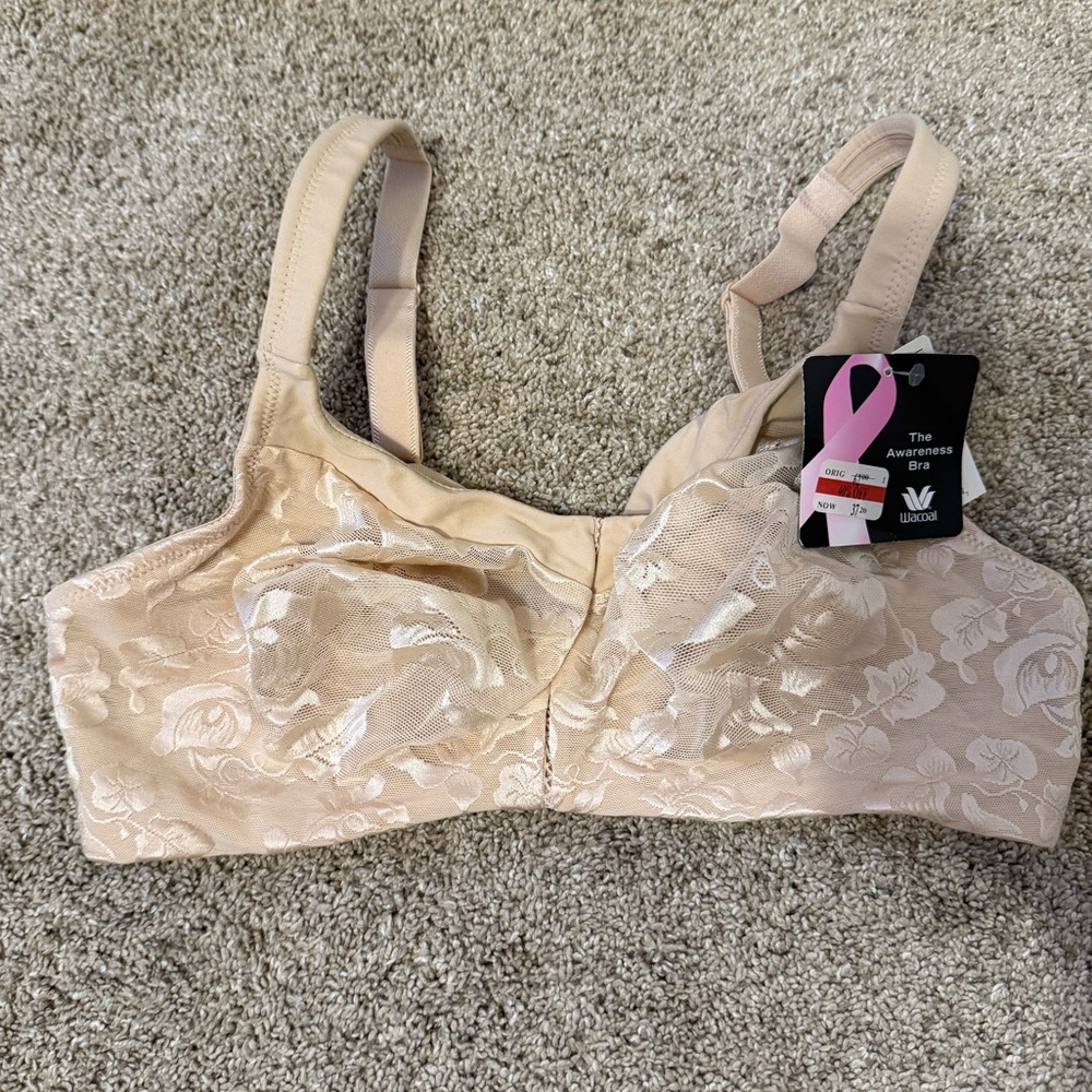 Wacoal Beige Floral Lace Bra
